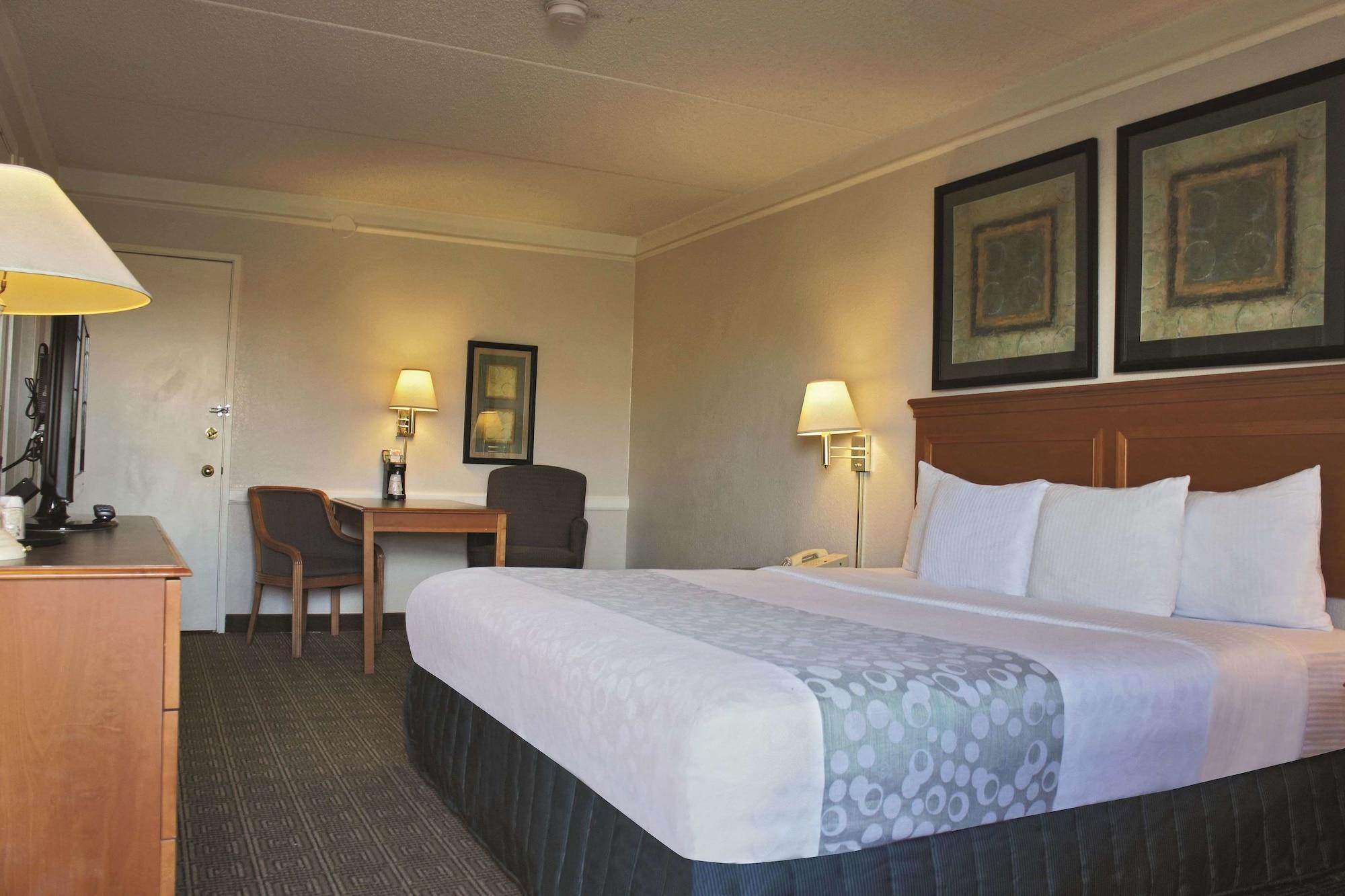 La Quinta Inn By Wyndham Albuquerque Airport Exteriör bild