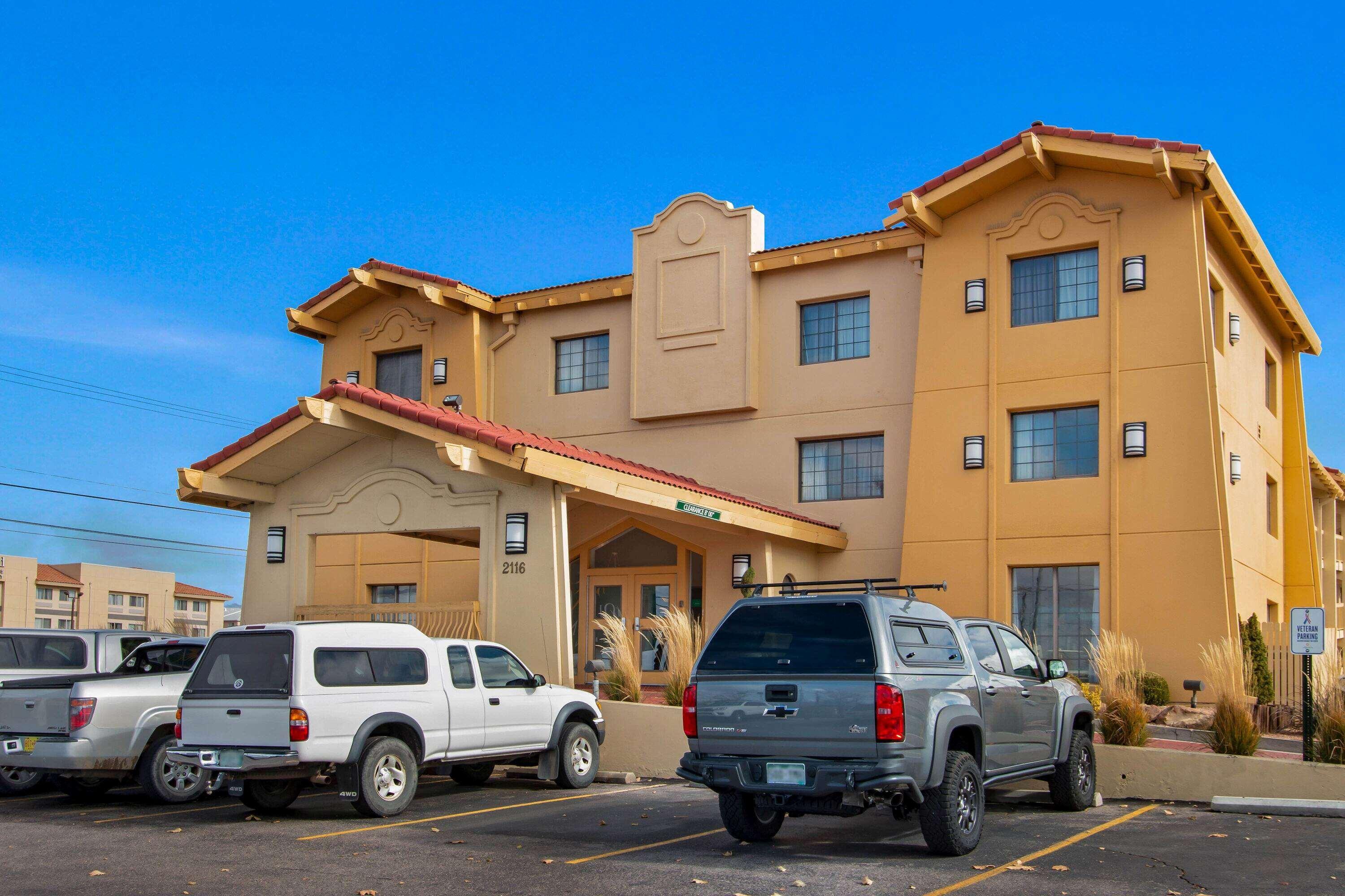 La Quinta Inn By Wyndham Albuquerque Airport Exteriör bild