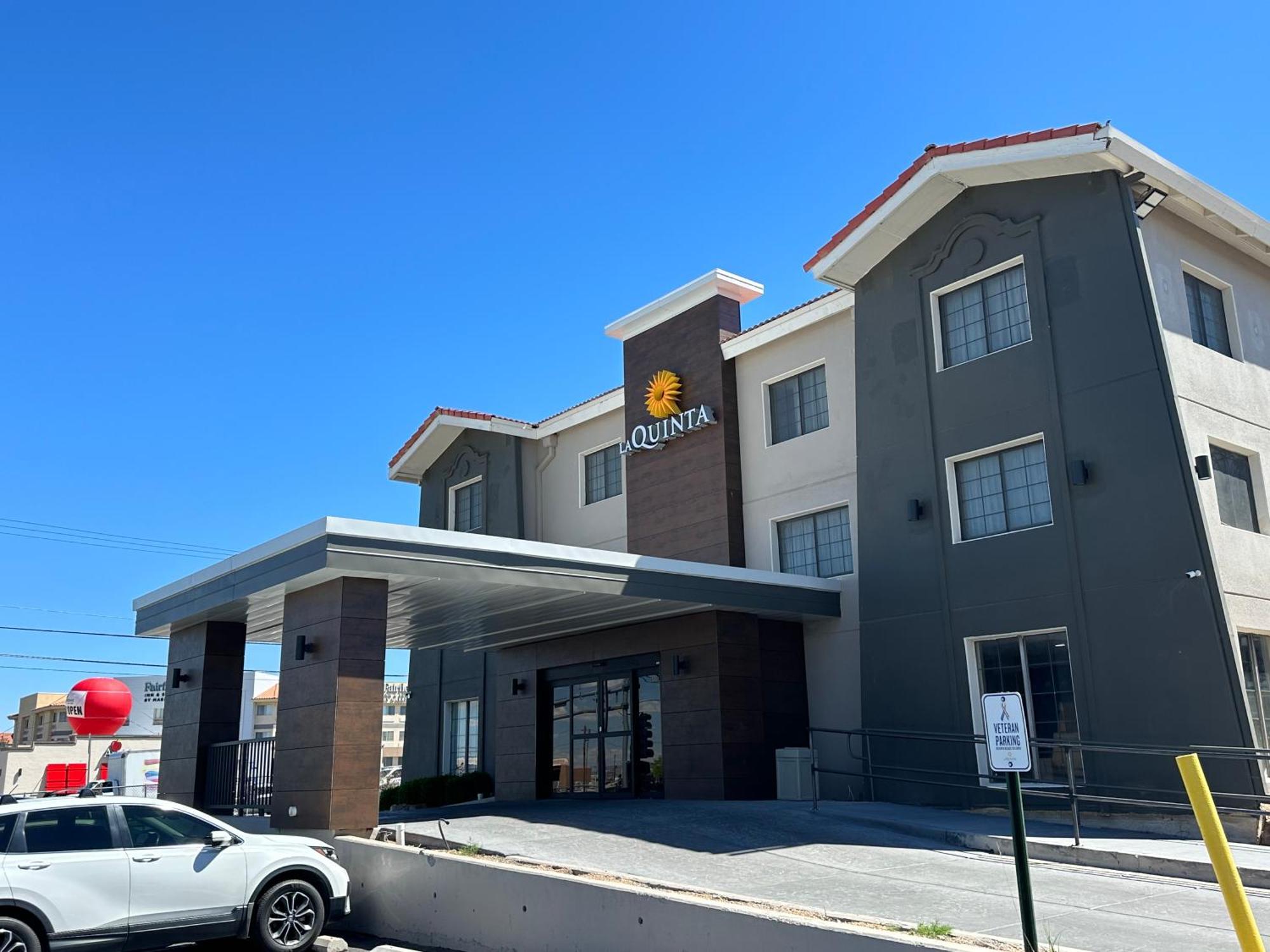 La Quinta Inn By Wyndham Albuquerque Airport Exteriör bild